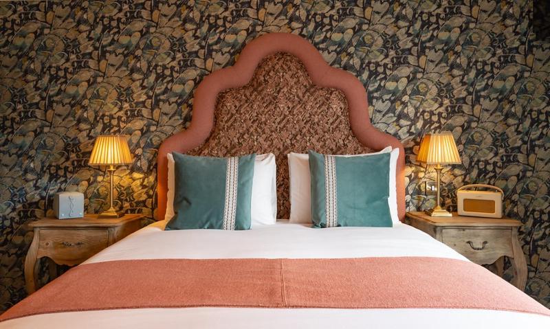 The Bear Hotel Bath Luaran gambar