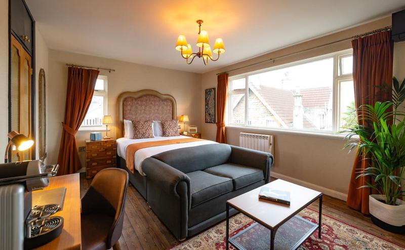 The Bear Hotel Bath Luaran gambar