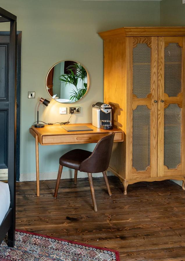 The Bear Hotel Bath Luaran gambar