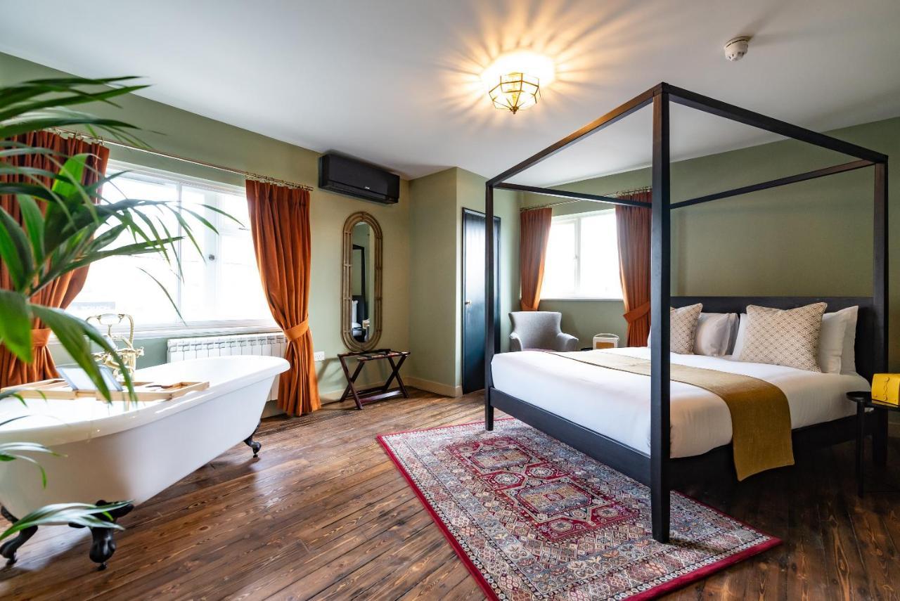 The Bear Hotel Bath Luaran gambar
