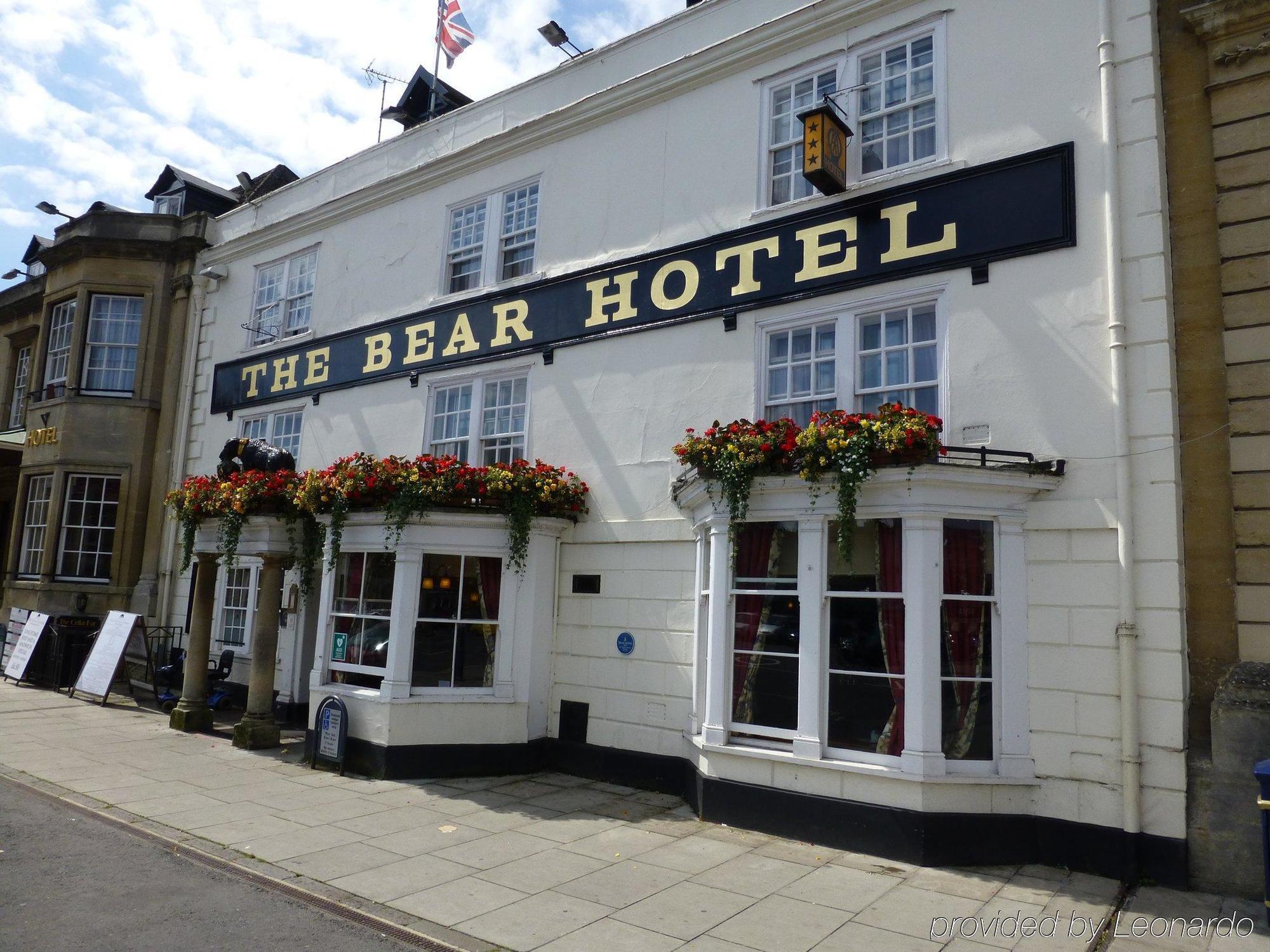 The Bear Hotel Bath Luaran gambar