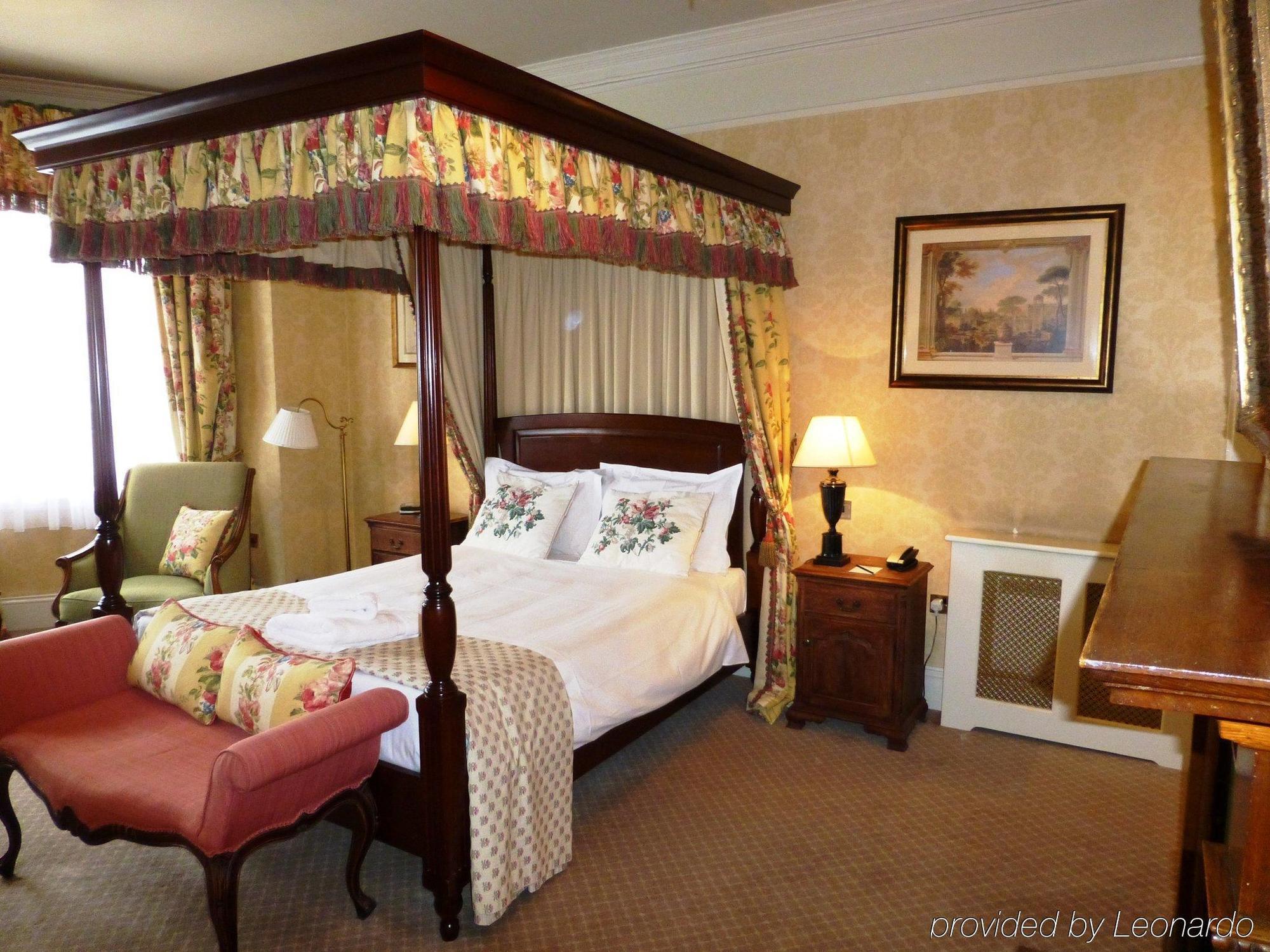 The Bear Hotel Bath Luaran gambar